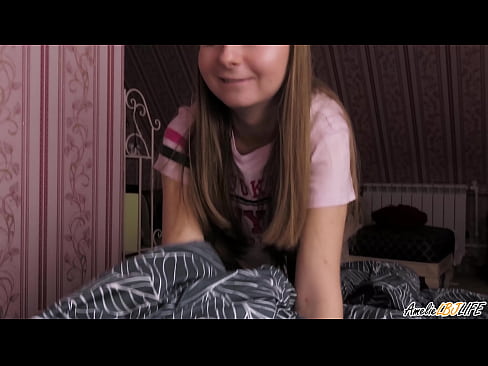 ❤️ U-Blondie Umunca Ngokujulile I-BFF yakhe futhi Uthola Ingquza Emlonyeni Wakhe ❤  ku-zu.porngifmag-com.ru ❤